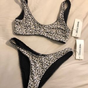 NWT Zulu & Zephyr bikini set in SEED print